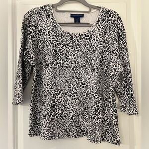Karen Scott Black & White Leopard Scoop Neck, 3/4 Sleeve Top